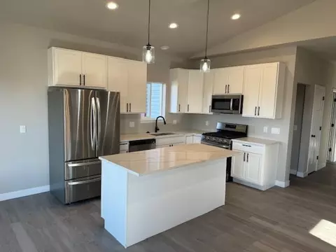 4089 Hiker Trl, Deforest, WI 53532