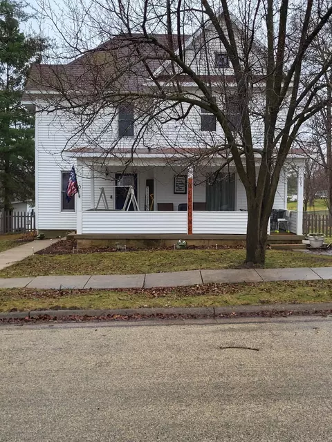 205 N Jackson St, Albany, WI 53502
