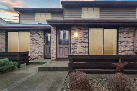 1503 Holly Dr #2, Janesville, WI 53546