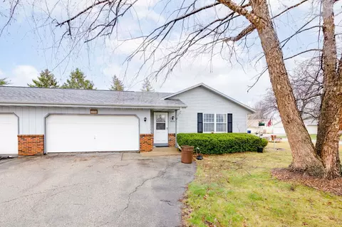 4006 Mackinac St, Janesville, WI 53546