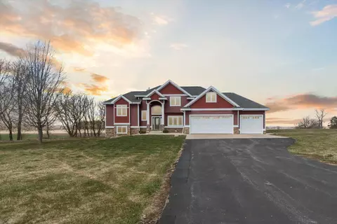 1560 Highway 19, Marshall, WI 53559