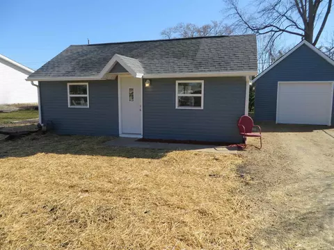 1817 S Willard Ave, Janesville, WI 53546