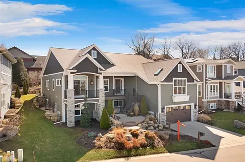 6655 S Chickahauk Trl, Middleton, WI 53562