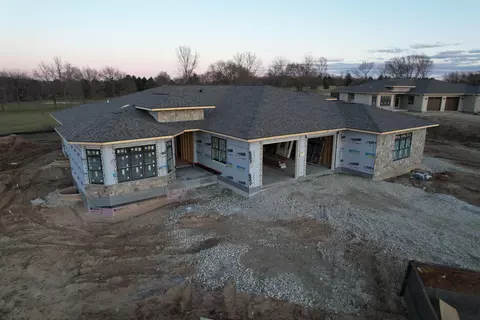 N828 Eagle Ridge Drive, Fort Atkinson, WI 53538