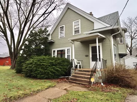 1024 Prairie Ave, Beloit, WI 53511