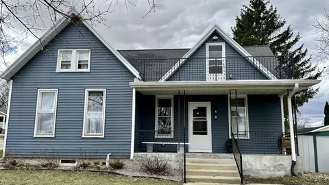 5 N Harrison St, Belleville, WI 53508