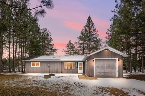 w6335 Peninsula Court, Neshkoro, WI 54960