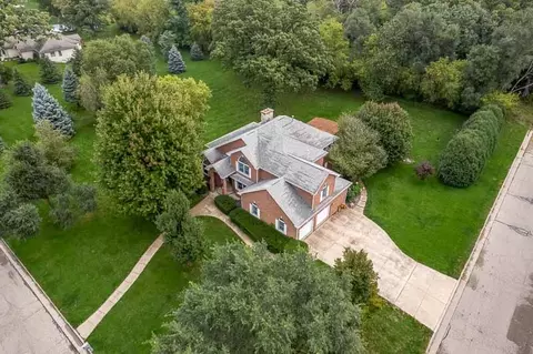 2601 Sarah Ln, Beloit, WI 53511
