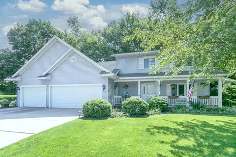 6315 Exchange St, Mcfarland, WI 53558