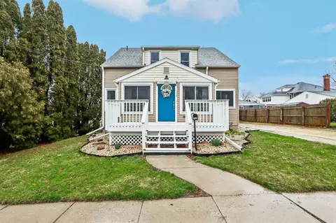 736 Richmond St, Columbus, WI 53925