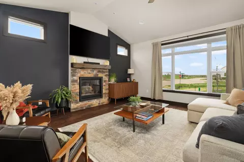 5830 Eagle Prairie Ct, Waunakee, WI 53597
