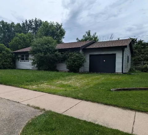 913 Rainbow Dr, Milton, WI 53563