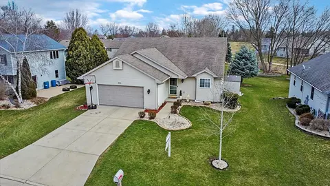 321 Ann St, Columbus, WI 53925