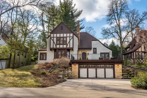 3405 Crestwood Dr, Madison, WI 53705