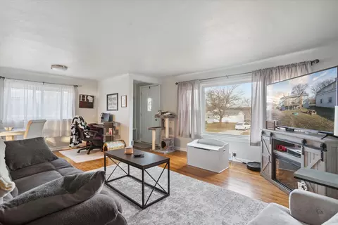 1014 Putnam Ave, Janesville, WI 53546