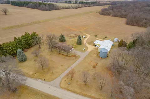 N5618 Old Highway 16, Rio, WI 53960