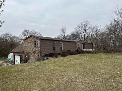 n1999 Ullom Road, Browntown, WI 53522