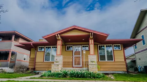 6992 Friendship Ln, Middleton, WI 53562