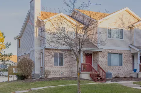 6901 Raymond Rd, Madison, WI 53719