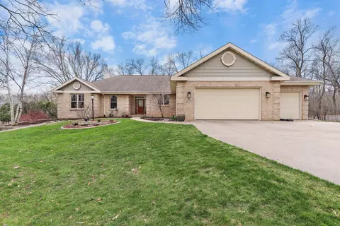 2945 Windswept Way, Verona, WI 53593