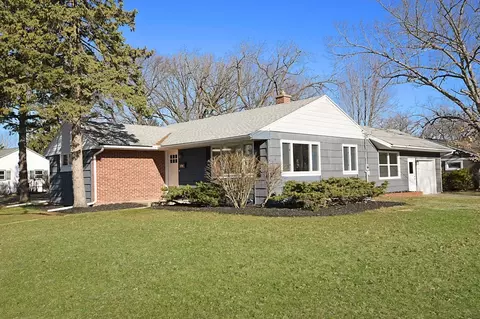 6706 North Ave, Middleton, WI 53562