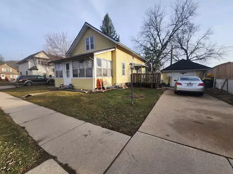 341 W 2nd St, Richland Center, WI 53581