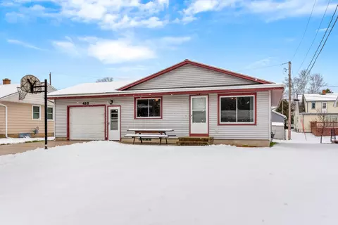 416 Grant St, Beaver Dam, WI 53916