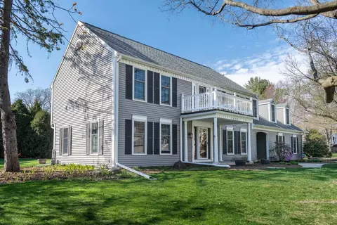 5898 Timber Ridge Trl, Fitchburg, WI 53711