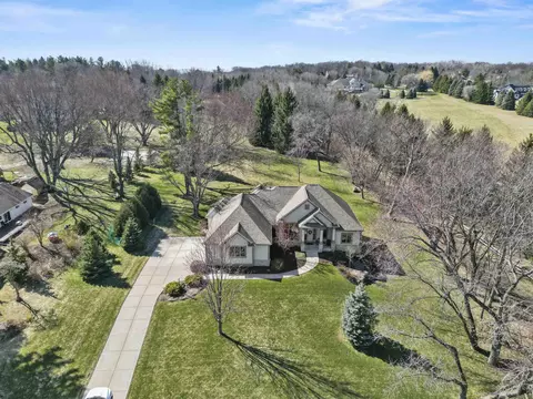 3483 Mound View Rd, Verona, WI 53593