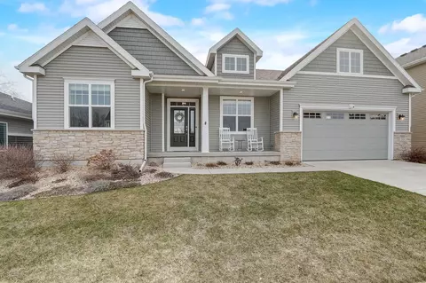501 N Sugar Maple Ln, Verona, WI 53593