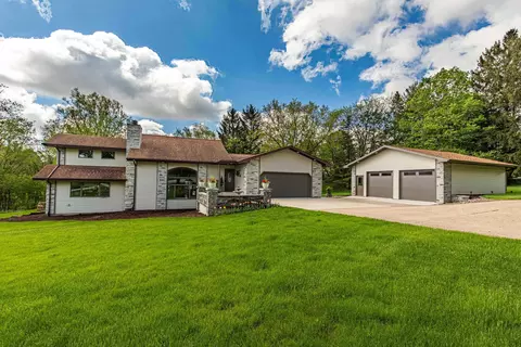 w6361 Wald Road, Monroe, WI 53566