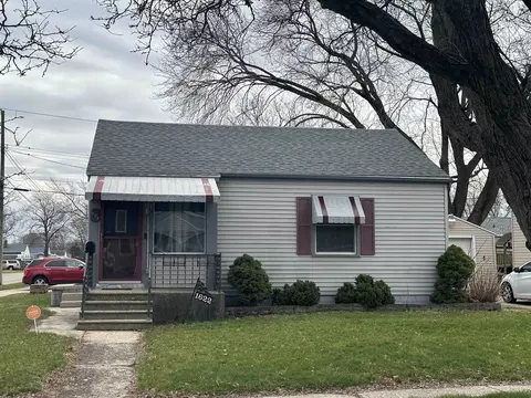 1622 Calumet Ave, Beloit, WI 53511