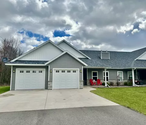 10010 Elixir Rd, Tomah, WI 54660 photo 1