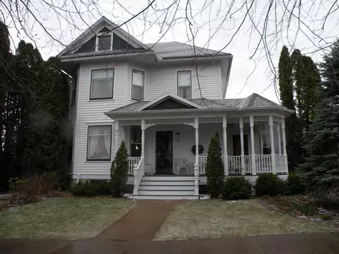 221 Prospect St, Bloomington, WI 53804