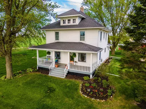 n2638 County Road T, Columbus, WI 53925