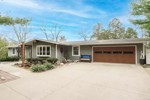 176 Green Hill Cir, Milton, WI 53563