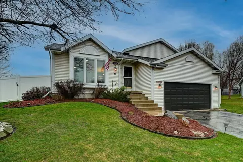 30 Arial Cir, Madison, WI 53719