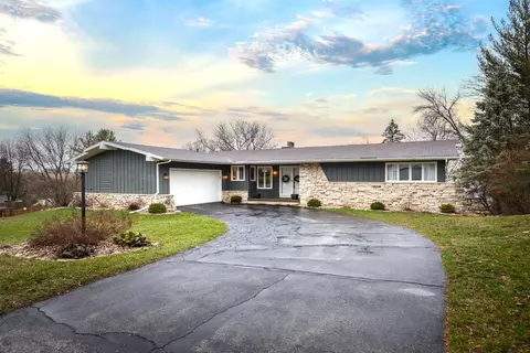 630 Sunset Cir, Ripon, WI 54971