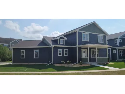 3131 Prospect Dr, Sun Prairie, WI 53590