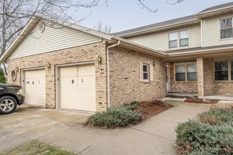 3102 Old Gate Rd #2, Madison, WI 53704