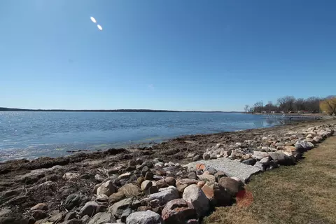 w219 North Shore Drive, Montello, WI 53949