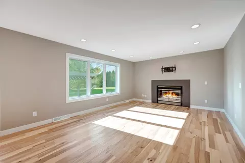403 Muirfield Ct, Waunakee, WI 53597