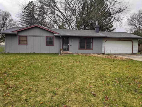 1518 Johnson St, Stoughton, WI 53589