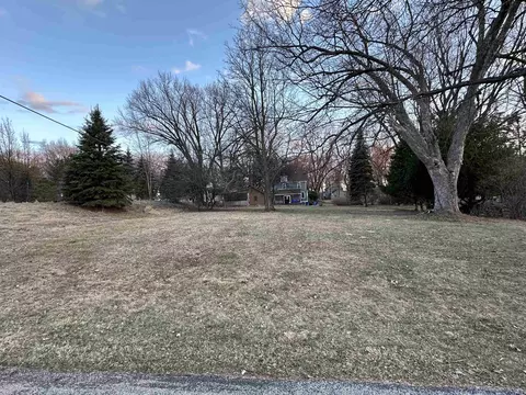 615 Highknocker Trl, Green Lake, WI 54971