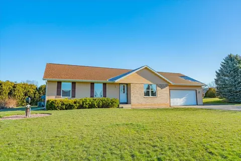 6220 W Lynne Dr, Janesville, WI 53548