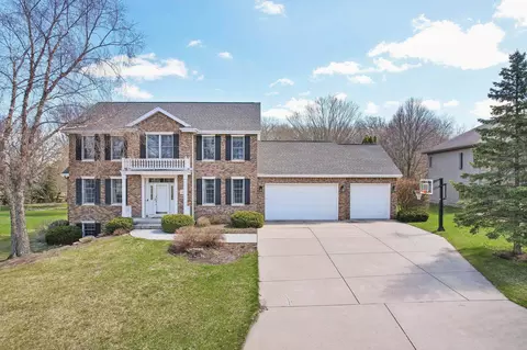 1285 Dolan Dr, Sun Prairie, WI 53590