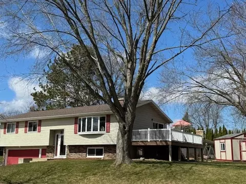 3100 Nightingale Ln, Middleton, WI 53562