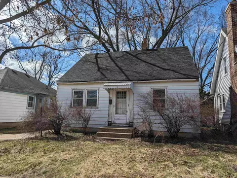 18 Powers Ave, Madison, WI 53714