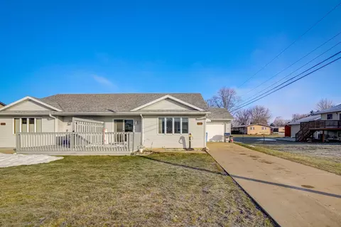 1161 9th St, Baraboo, WI 53913