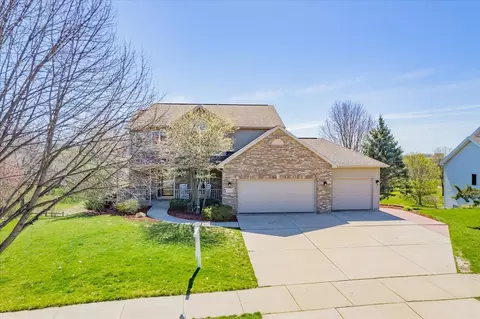 921 Hillside Way, Verona, WI 53593